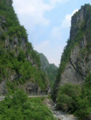 La gola del torrente Enna, o "orrido di Val Taleggio"