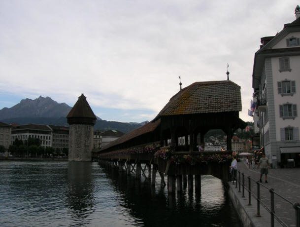 Lucerna - Kapellbrucke e Wasserturm
